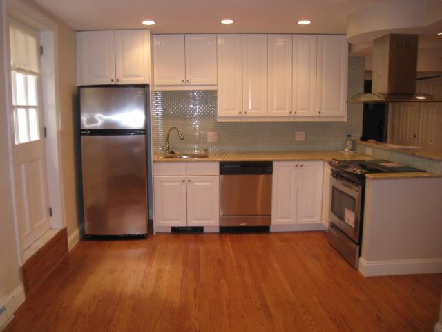 2 bed, 2 bath apartment for rent at 16 Addington Rd Unit 23, Aspinwall Hill — photo 2 of 10