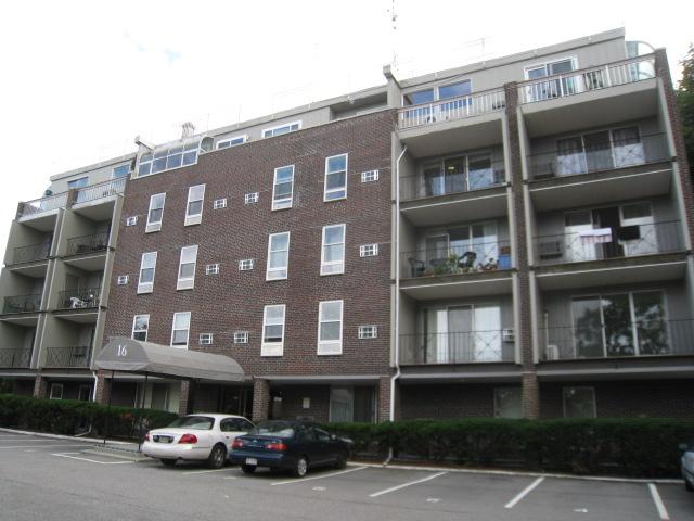 2 bed, 2 bath apartment for rent at 16 Addington Rd Unit 23, Aspinwall Hill