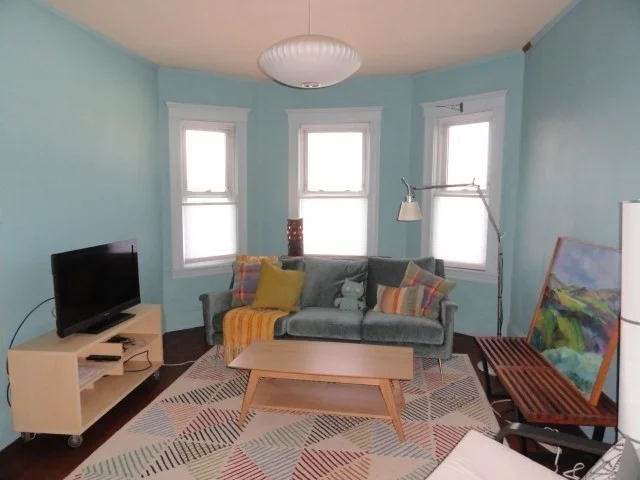 2 bed, 1 bath apartment for rent at 16 Alberta Ter Unit 3, Cambridge — photo 1 of 8