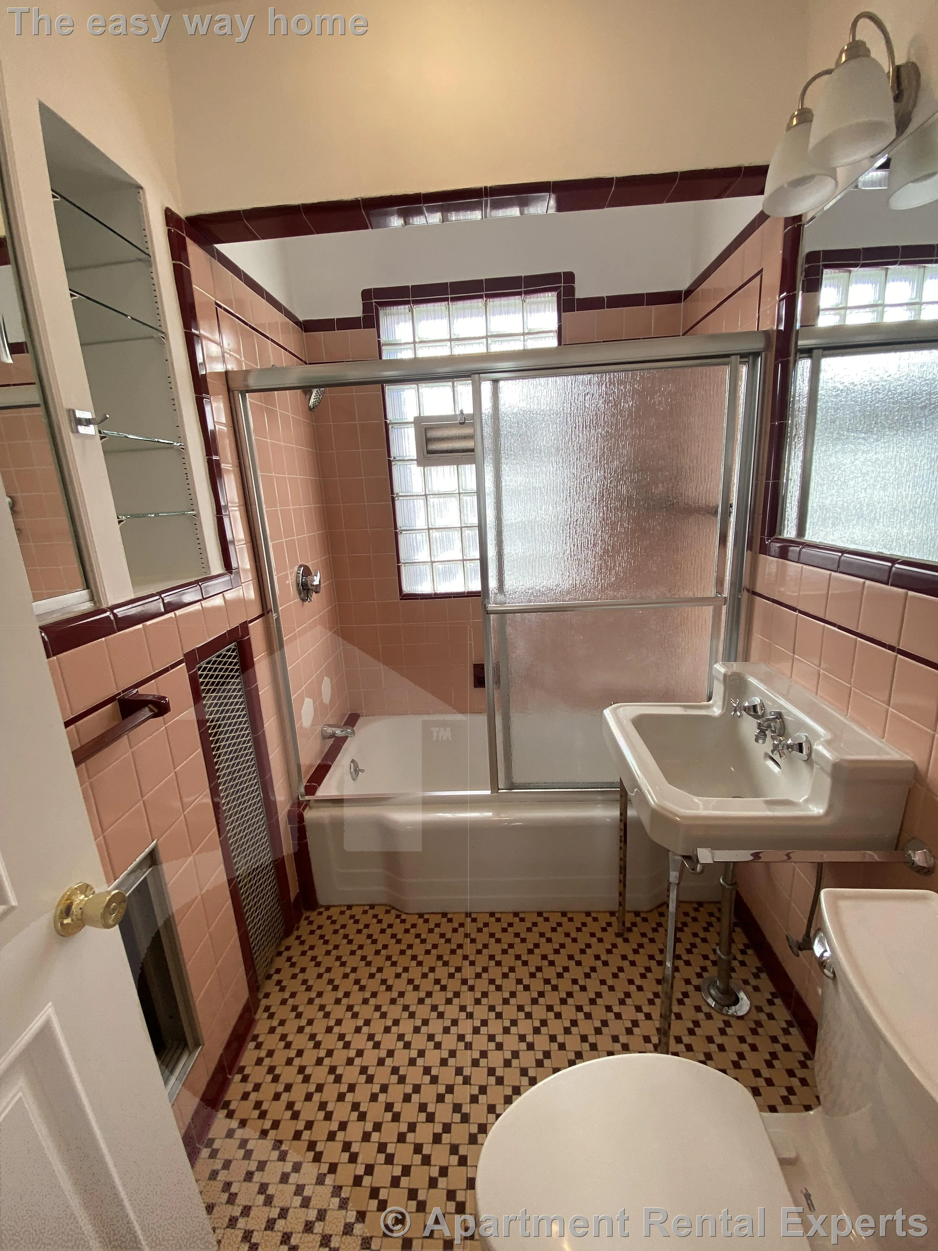 2 bed, 1 bath apartment for rent at 16 Alexander Ave, Tufts — photo 15 of 17