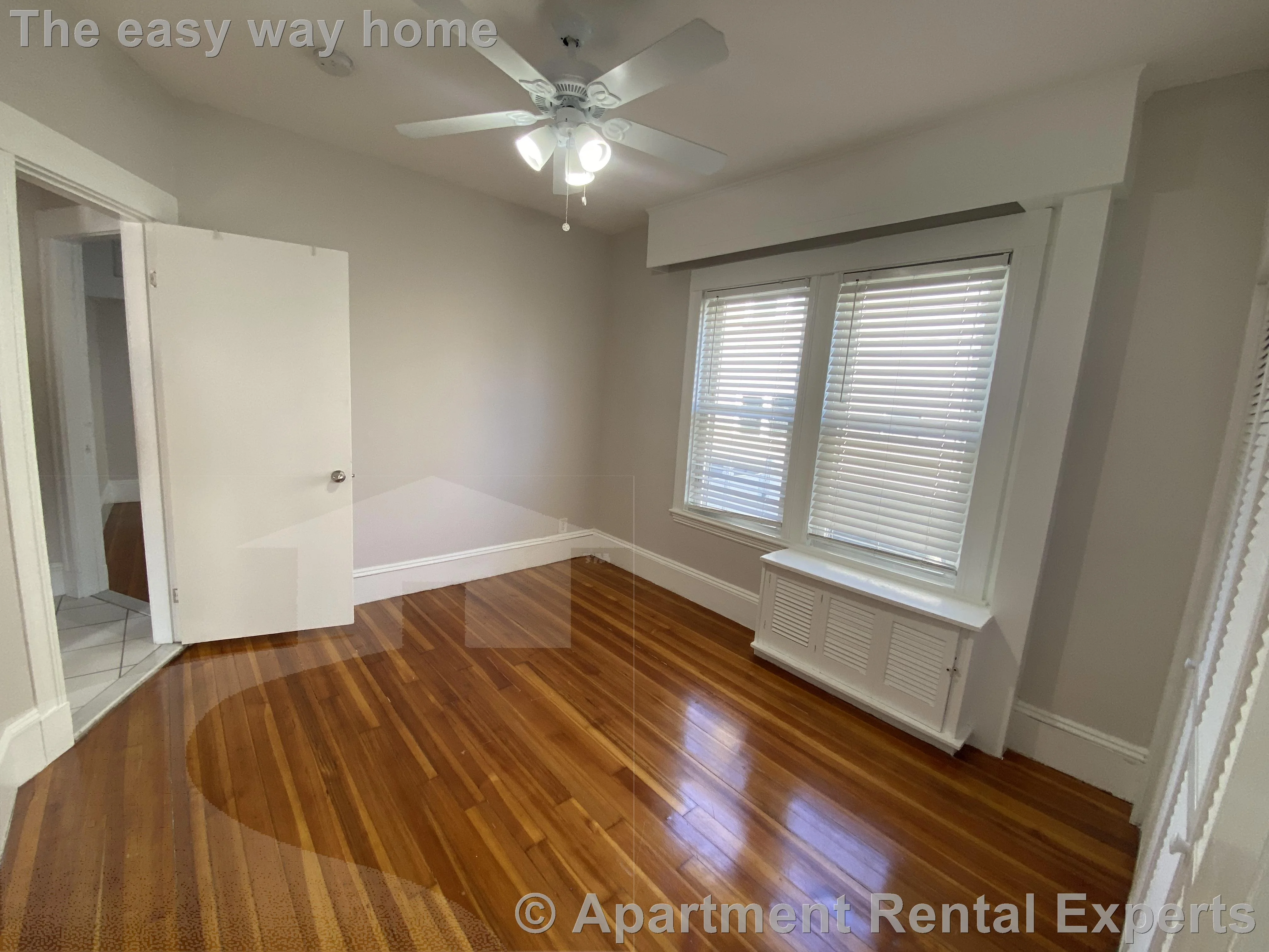 2 bed, 1 bath apartment for rent at 16 Alexander Ave, Tufts — photo 6 of 17