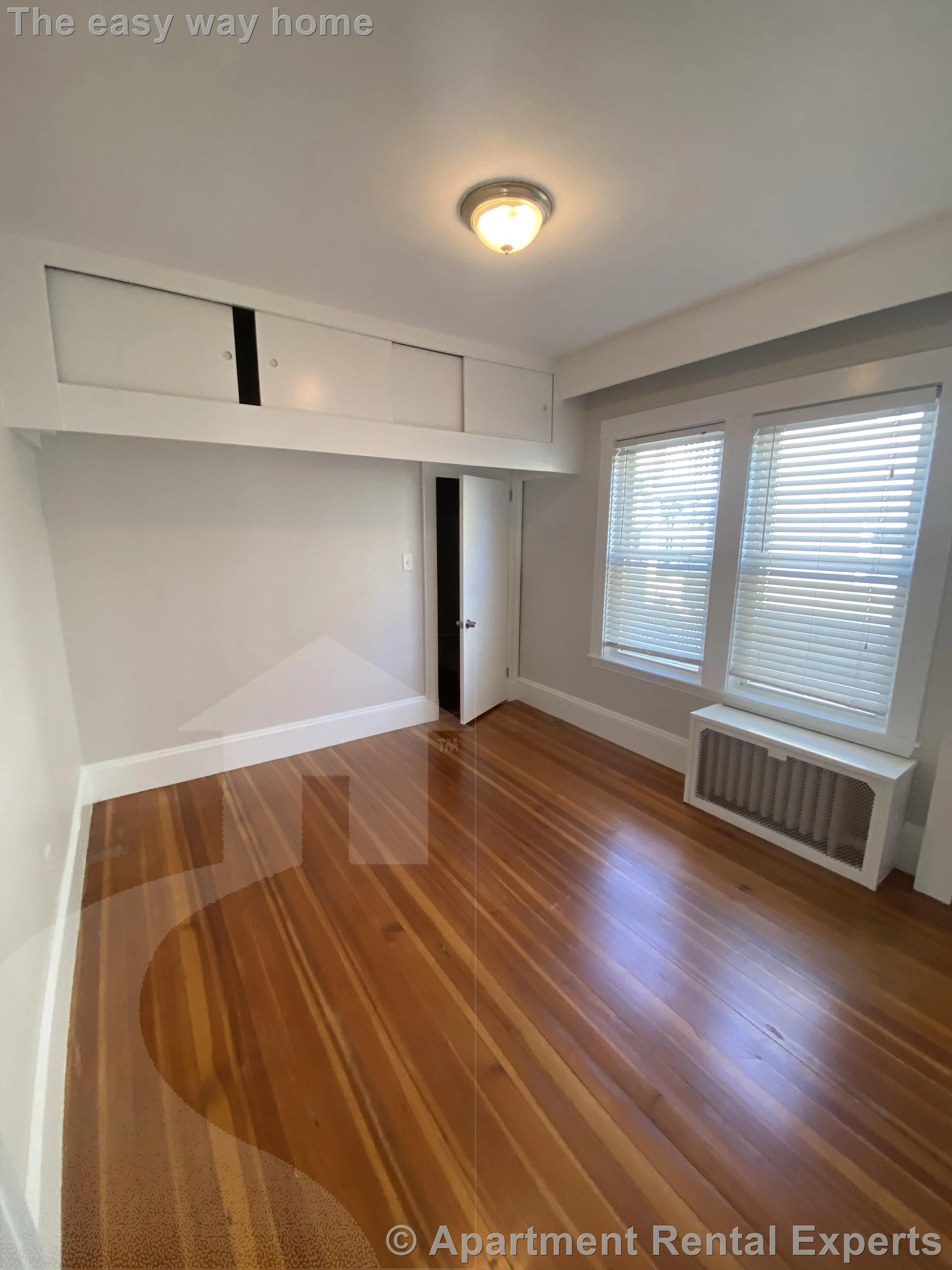 2 bed, 1 bath apartment for rent at 16 Alexander Ave, Tufts — photo 5 of 17