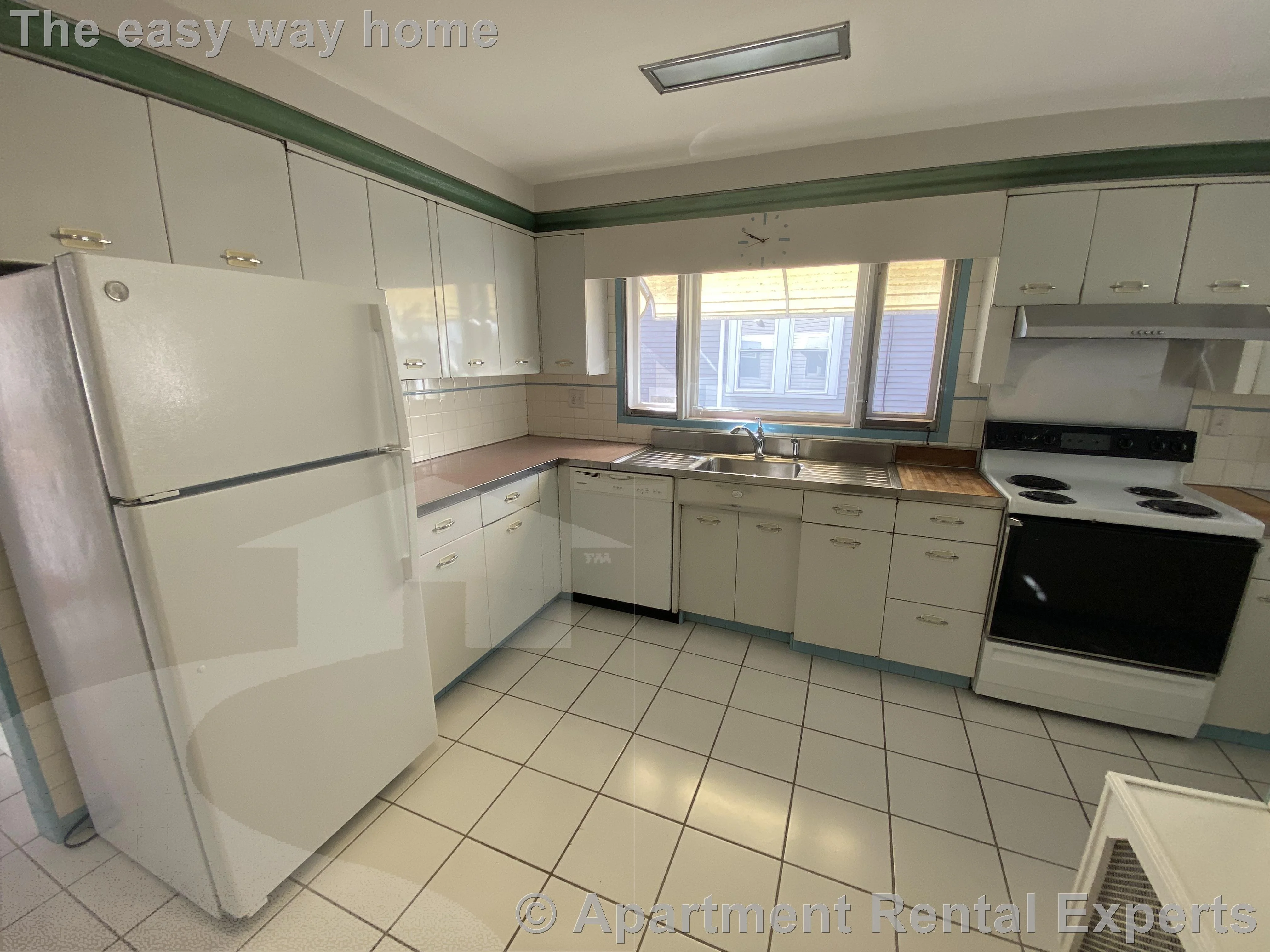 2 bed, 1 bath apartment for rent at 16 Alexander Ave, Tufts — photo 13 of 17