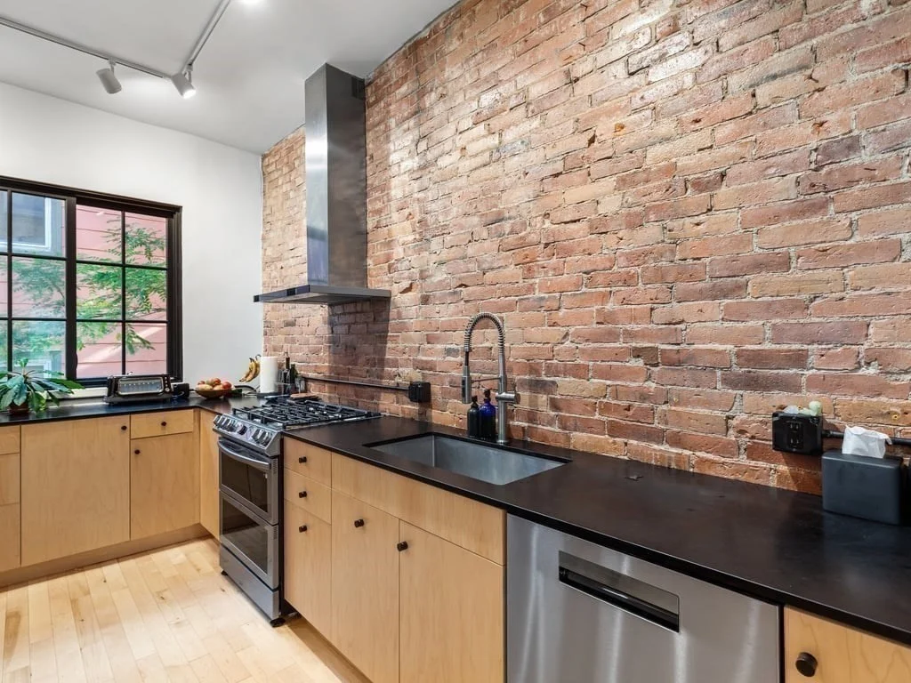 3 bed, 2.5 bath apartment for rent at 16 Allen St Unit B, Porter Square — photo 11 of 19
