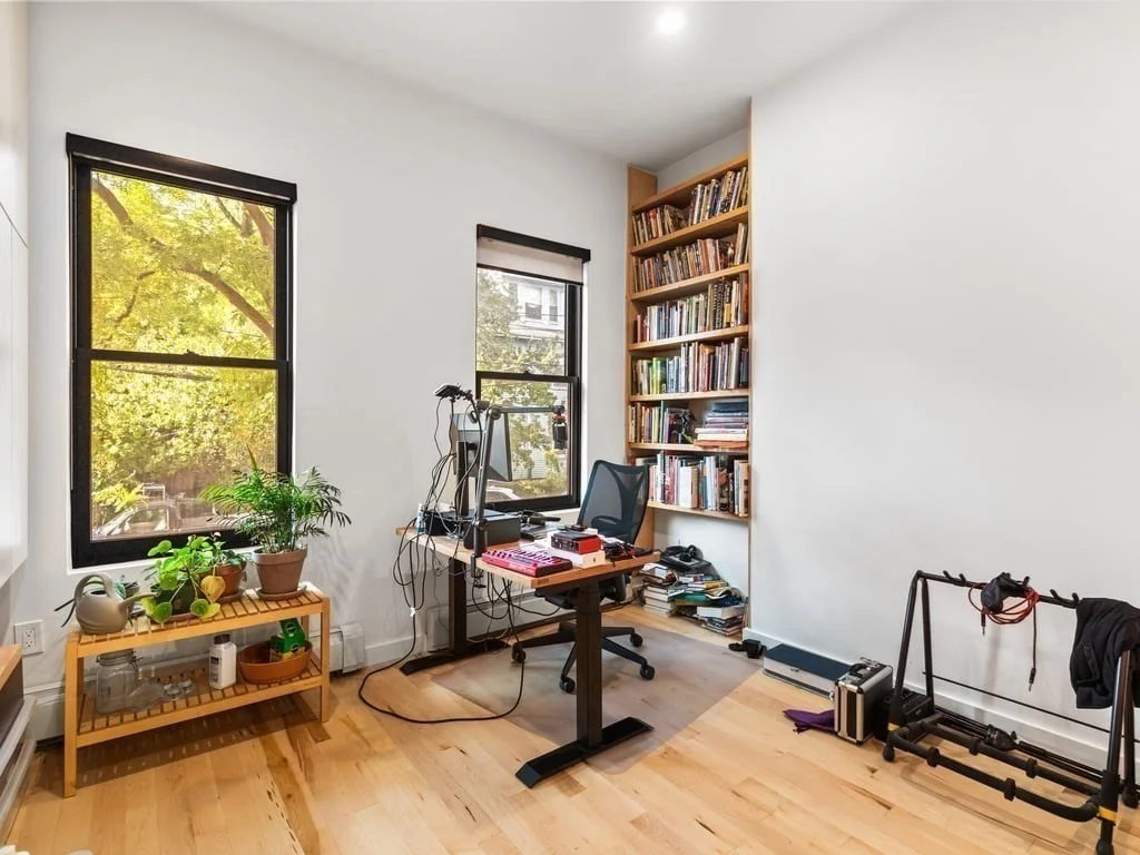 3 bed, 2.5 bath apartment for rent at 16 Allen St Unit B, Porter Square — photo 4 of 19