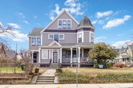 3 bed, 2 bath apartment for rent at 16 Allston Unit 1, Dorchester