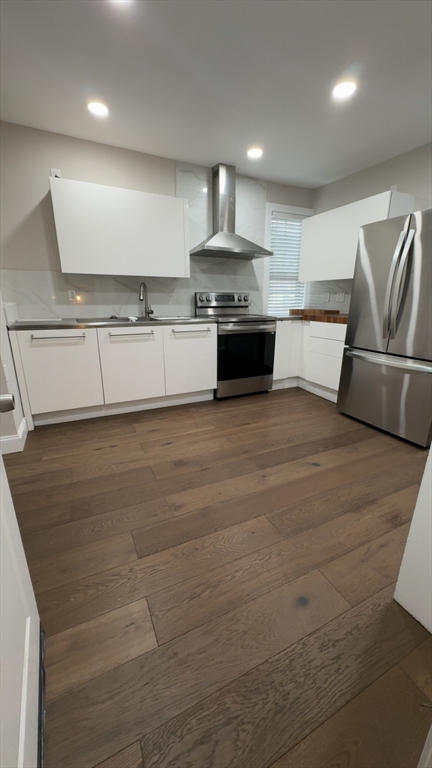 2 bed, 1 bath apartment for rent at 16 Allston Unit 2, Dorchester — photo 4 of 14