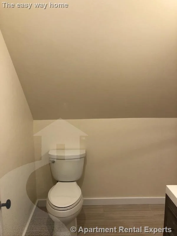 1 bed, 1 bath apartment for rent at 16 Alpine St Unit 4, Malden Center — photo 10 of 16