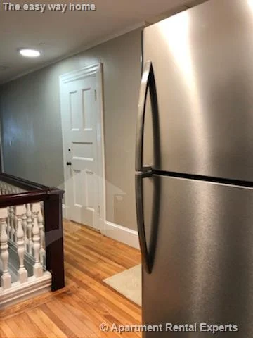 1 bed, 1 bath apartment for rent at 16 Alpine St Unit 4, Malden Center — photo 15 of 16