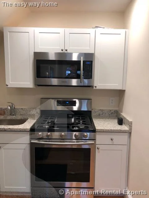 1 bed, 1 bath apartment for rent at 16 Alpine St Unit 4, Malden Center — photo 6 of 16