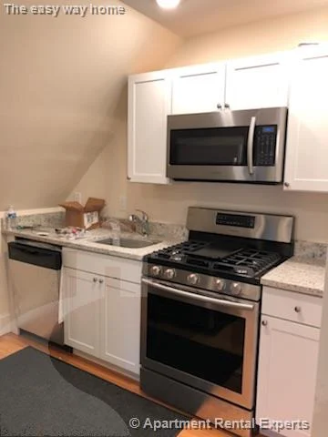 1 bed, 1 bath apartment for rent at 16 Alpine St Unit 4, Malden Center — photo 7 of 16