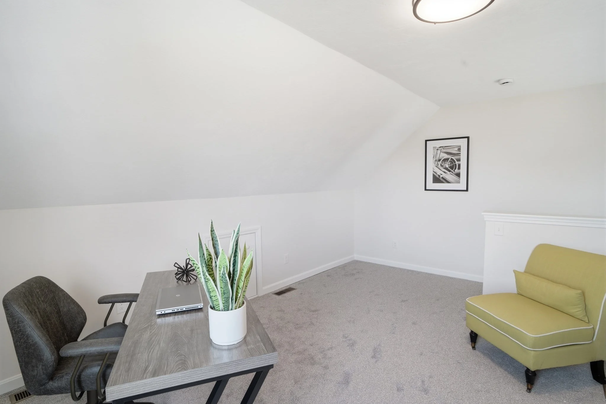 2 bed, 1 bath apartment for rent at 16 Ambrose Way Unit 16, Shirley Center — photo 22 of 31