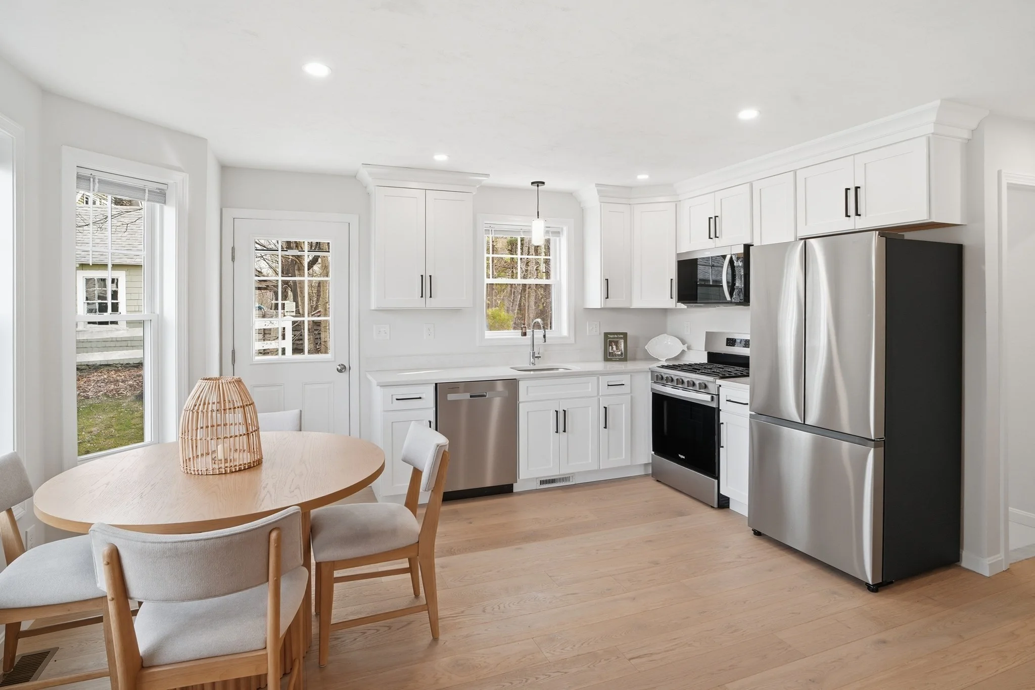 2 bed, 1 bath apartment for rent at 16 Ambrose Way Unit 16, Shirley Center — photo 11 of 31