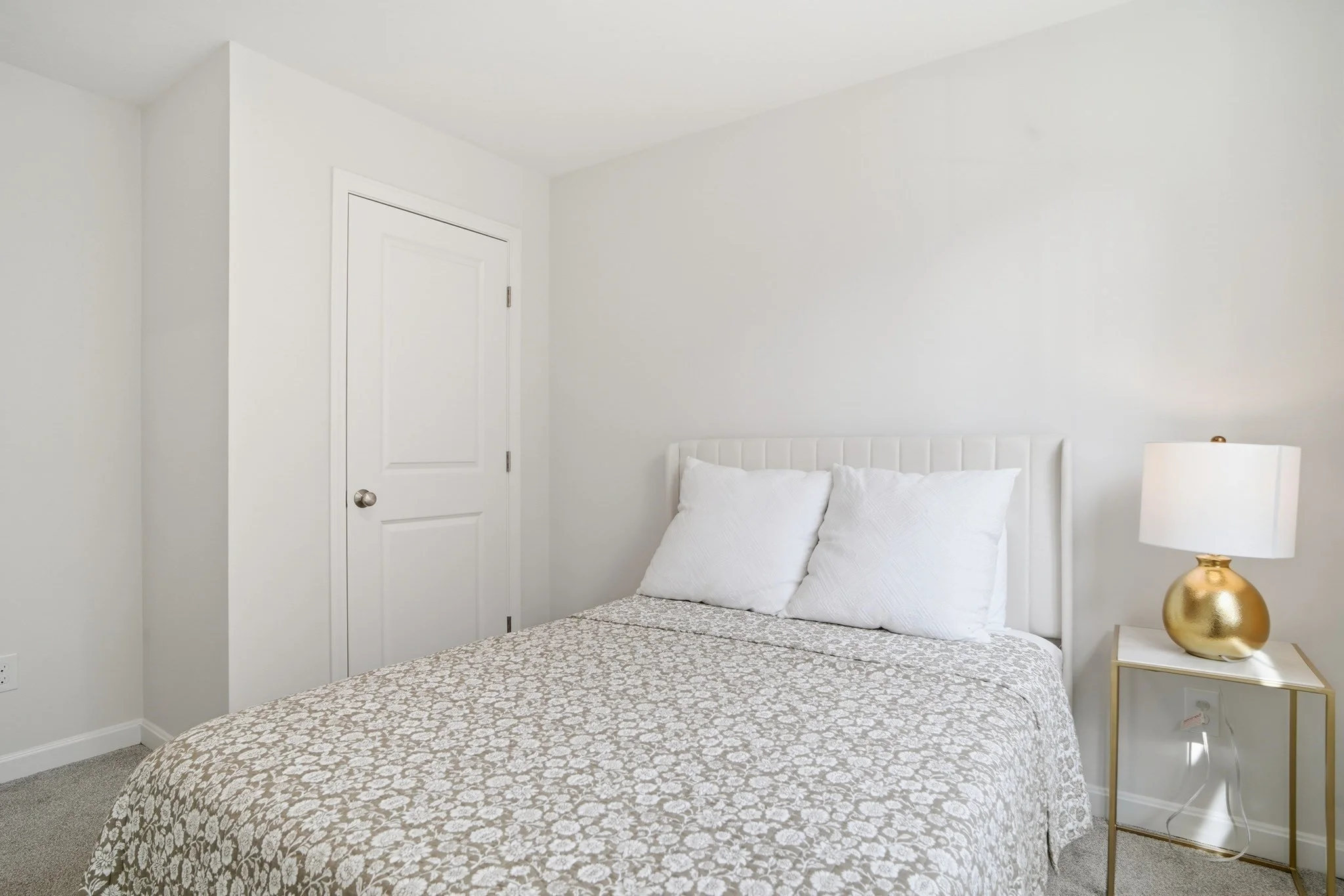 2 bed, 1 bath apartment for rent at 16 Ambrose Way Unit 16, Shirley Center — photo 14 of 31