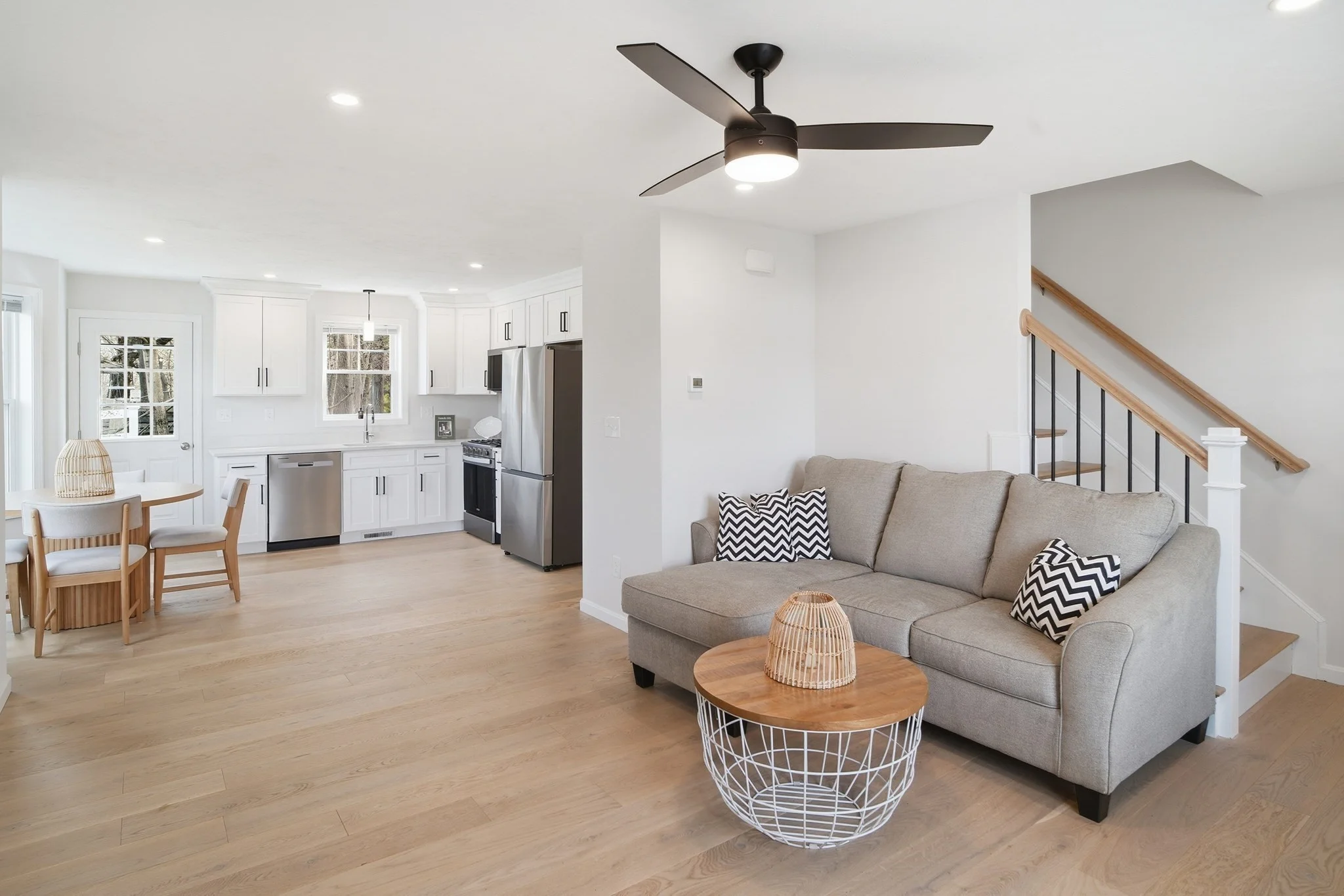 2 bed, 1 bath apartment for rent at 16 Ambrose Way Unit 16, Shirley Center — photo 6 of 31