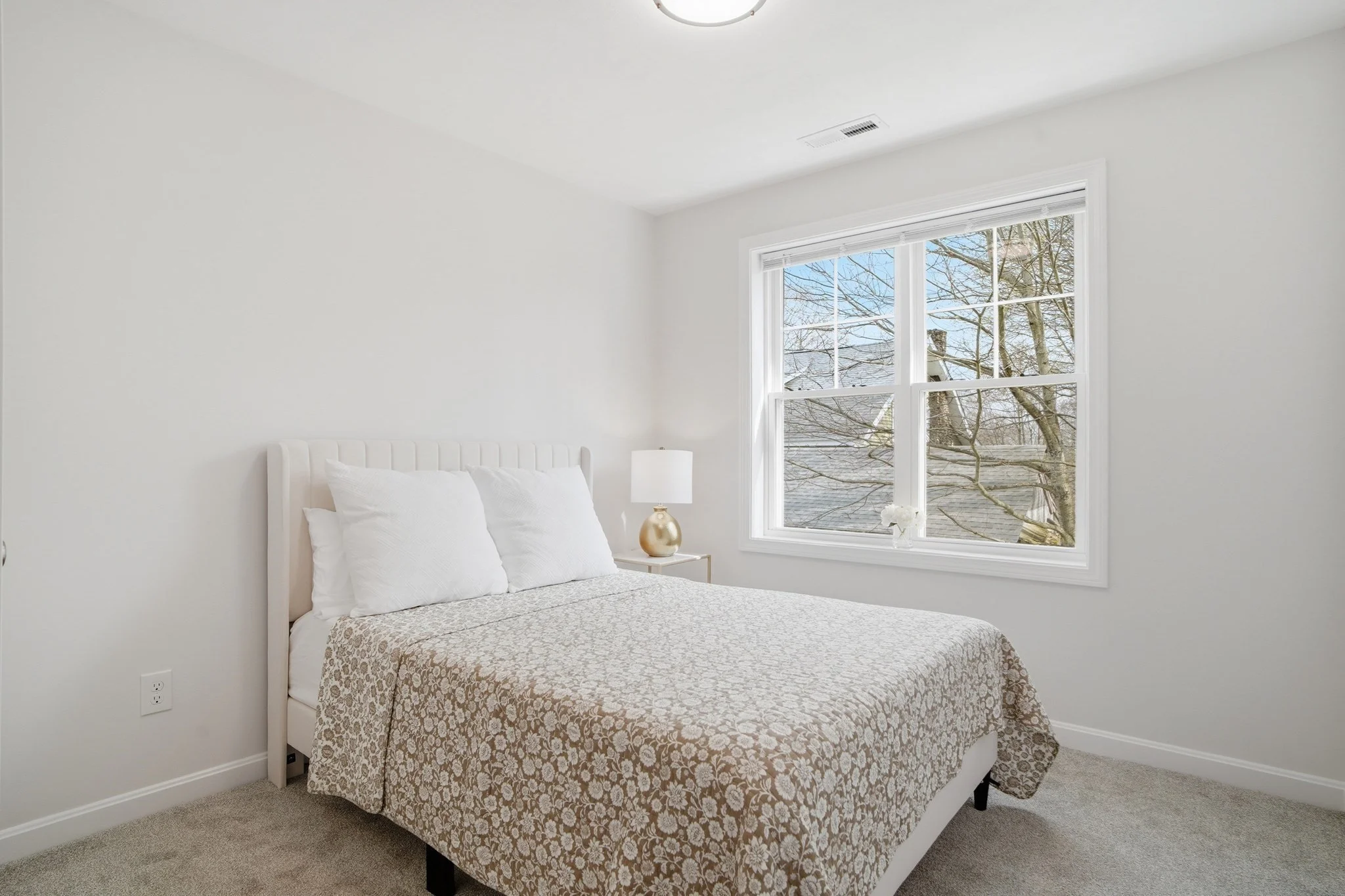 2 bed, 1 bath apartment for rent at 16 Ambrose Way Unit 16, Shirley Center — photo 15 of 31