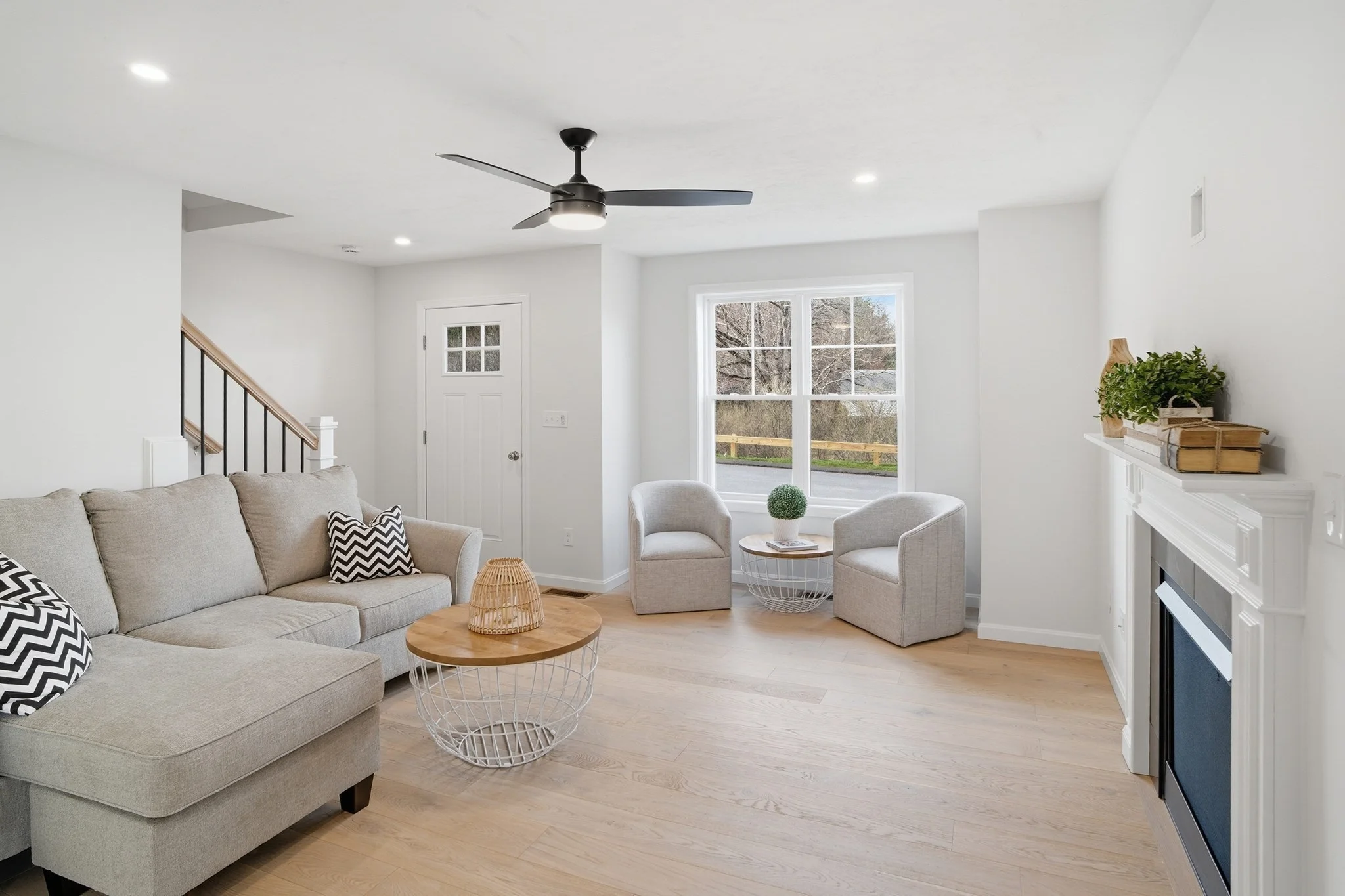 2 bed, 1 bath apartment for rent at 16 Ambrose Way Unit 16, Shirley Center — photo 8 of 31