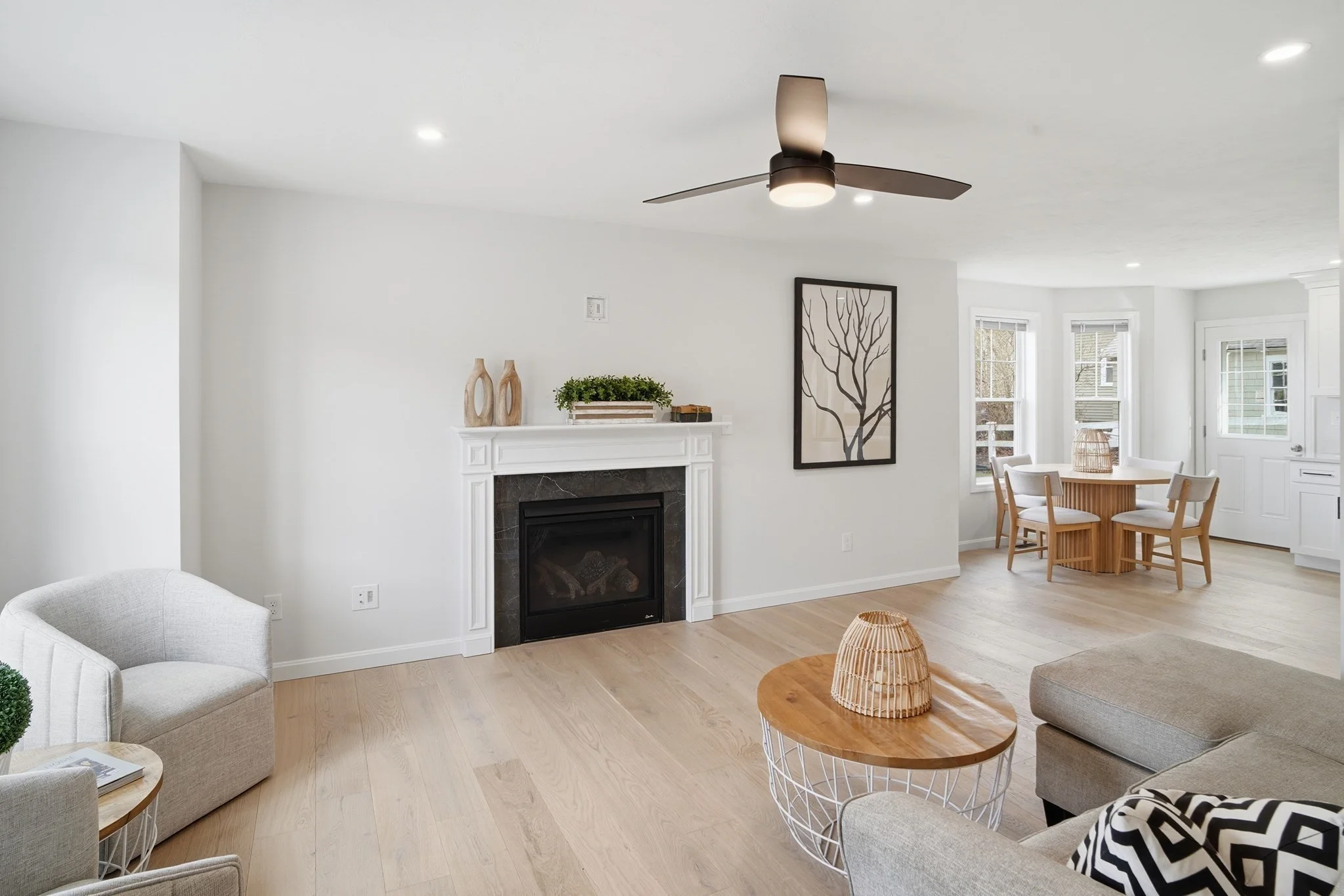 2 bed, 1 bath apartment for rent at 16 Ambrose Way Unit 16, Shirley Center — photo 5 of 31