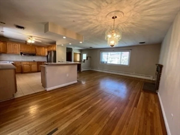 3 bed, 2 bath apartment for rent at 16 Amor Rd, Milton — photo 10 of 42