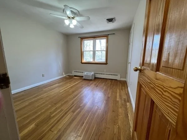 3 bed, 2 bath apartment for rent at 16 Amor Rd Unit 1, Milton — photo 28 of 41