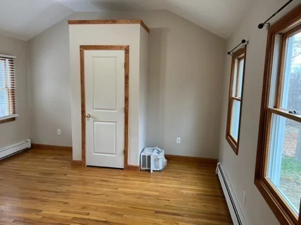 3 bed, 2 bath apartment for rent at 16 Amor Rd Unit 1, Milton — photo 21 of 41