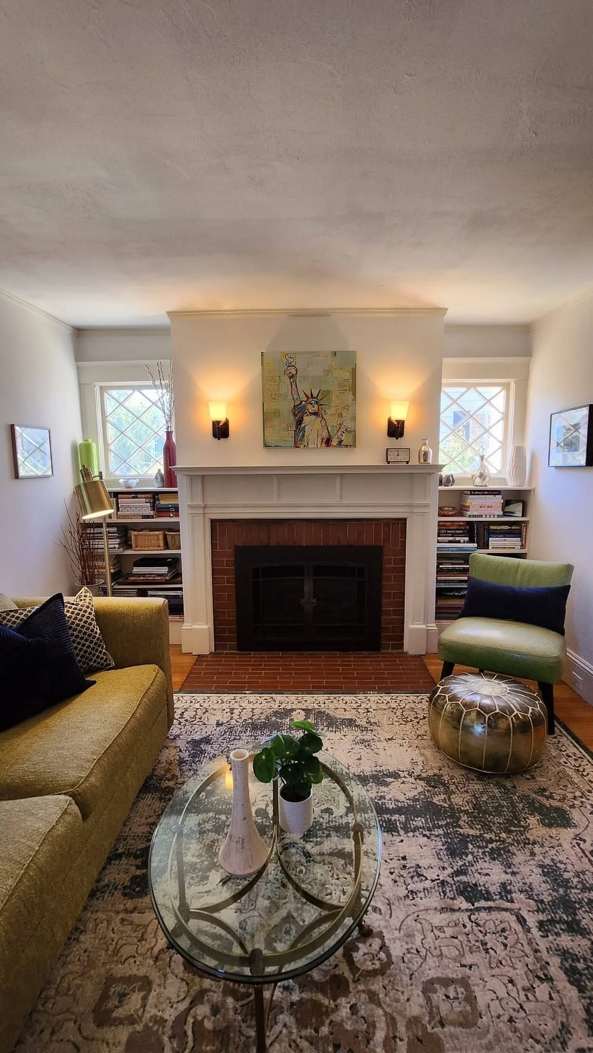 4 bed, 2 bath apartment for rent at 16 Arlington St, Newburyport — photo 4 of 23
