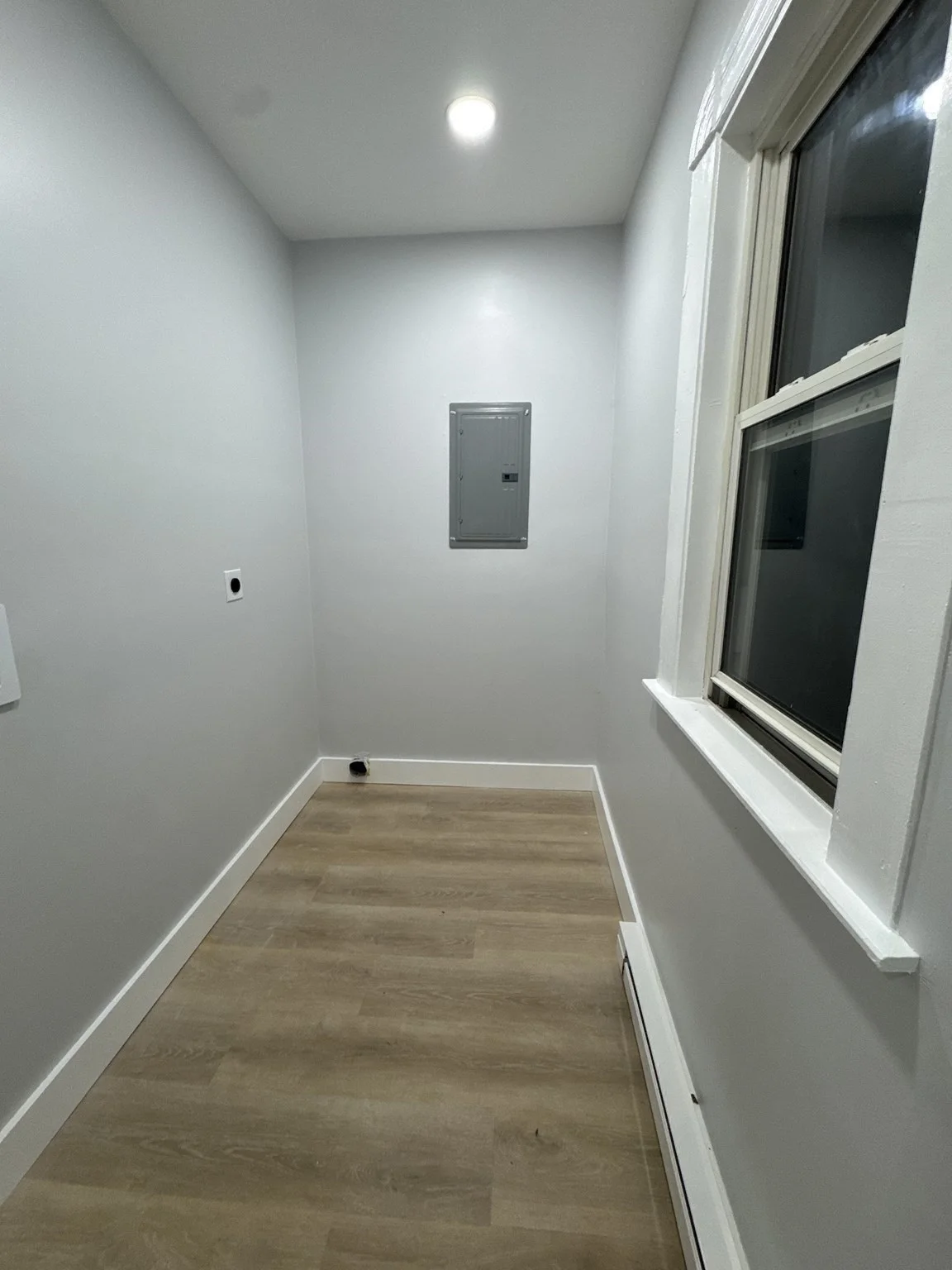4 bed, 1 bath apartment for rent at 16 Ashton Unit 3, Worcester — photo 12 of 22