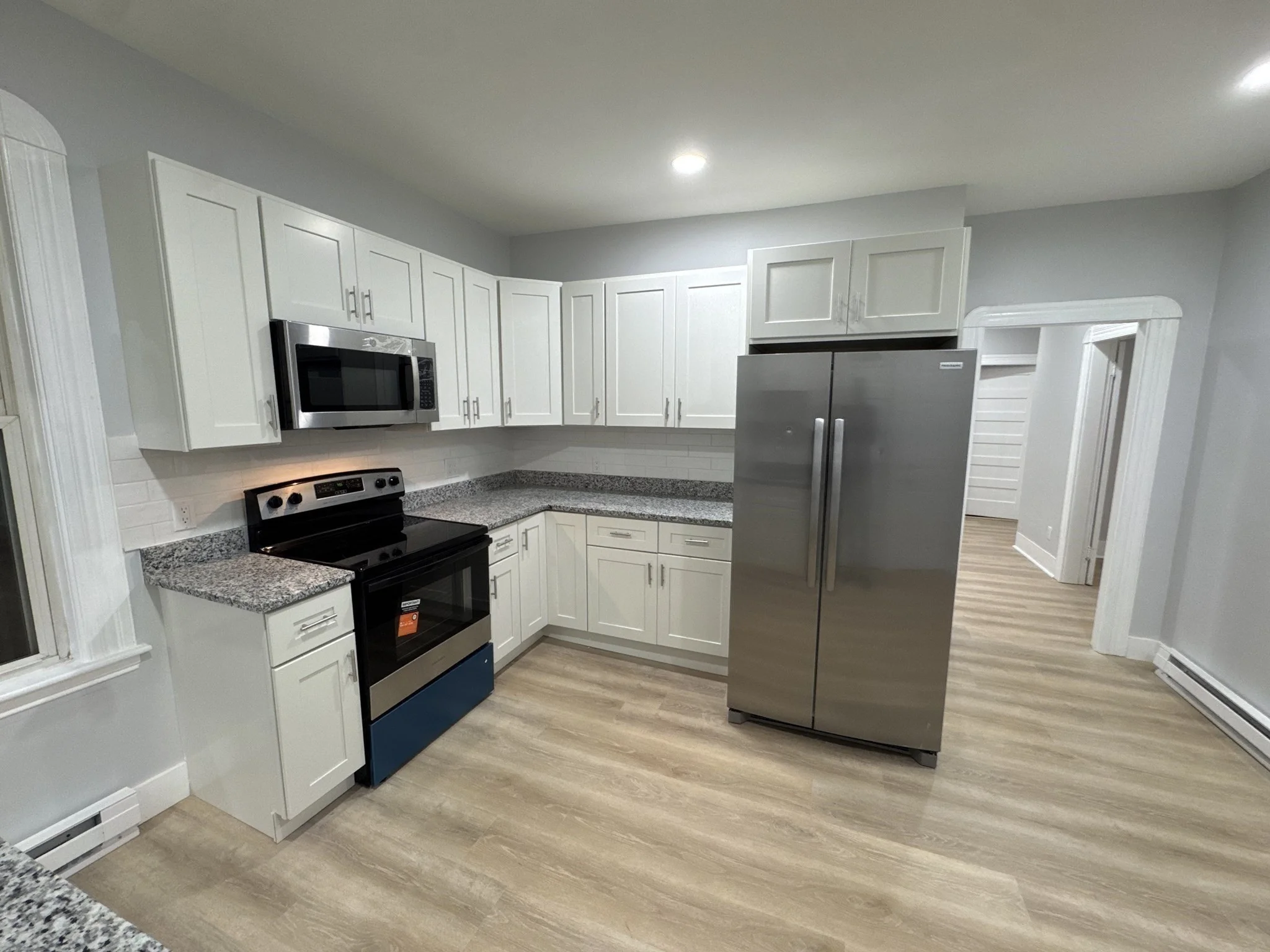 4 bed, 1 bath apartment for rent at 16 Ashton Unit 3, Worcester — photo 9 of 22