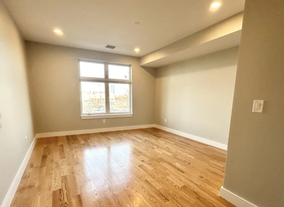 2 bed, 2 bath apartment for rent at 16 Baker Ct Unit 4, Dorchester — photo 7 of 9
