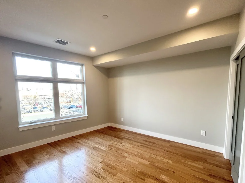 2 bed, 2 bath apartment for rent at 16 Baker Ct Unit 4, Dorchester — photo 8 of 9