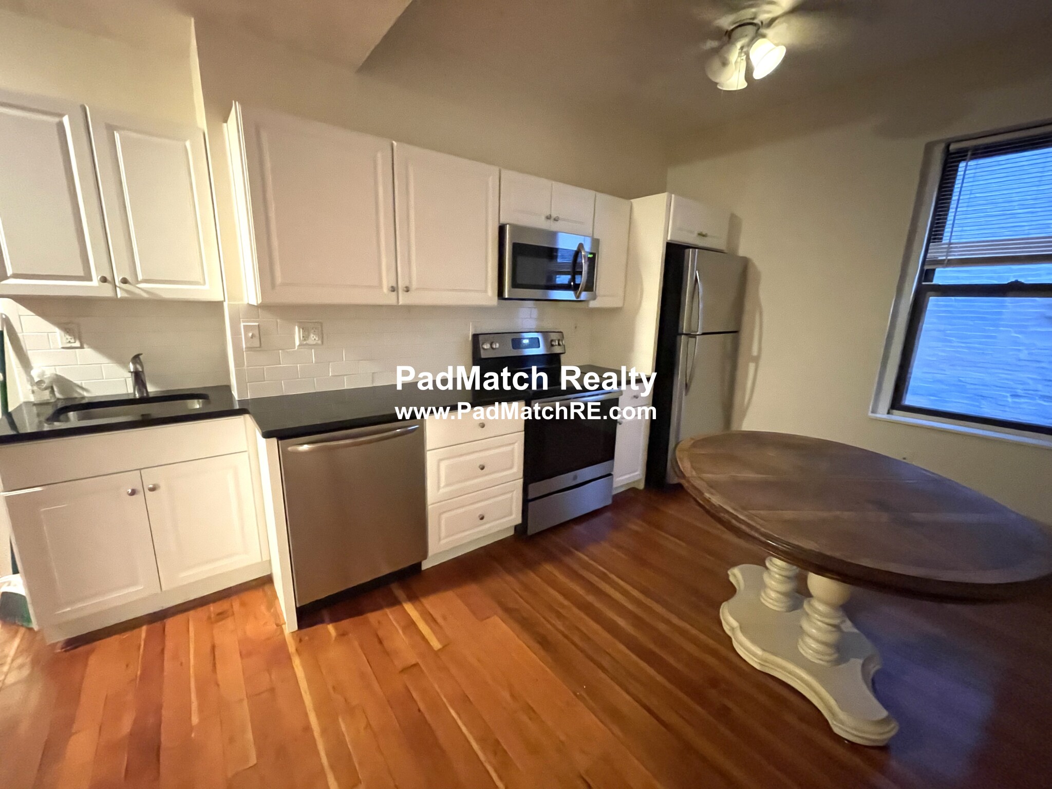 2 bed, 1 bath apartment for rent at 16 Battery St Unit 2R, North End — photo 5 of 15