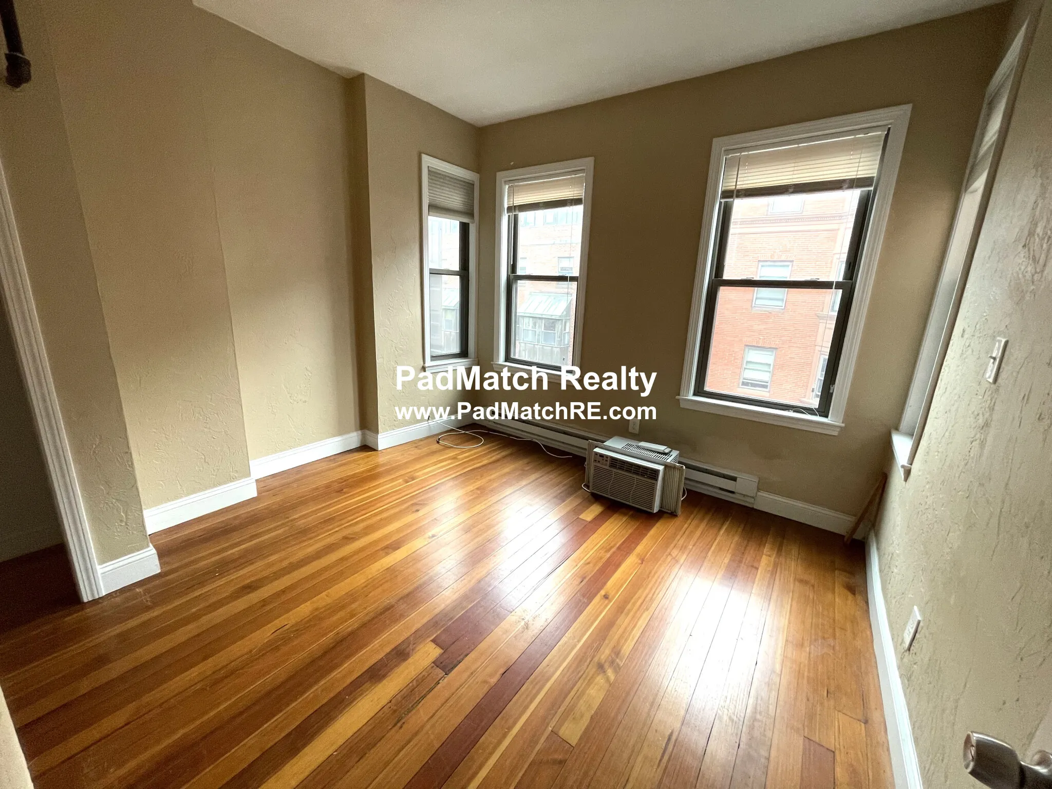 1 bed, 1 bath apartment for rent at 16 Battery St Unit 4F, North End