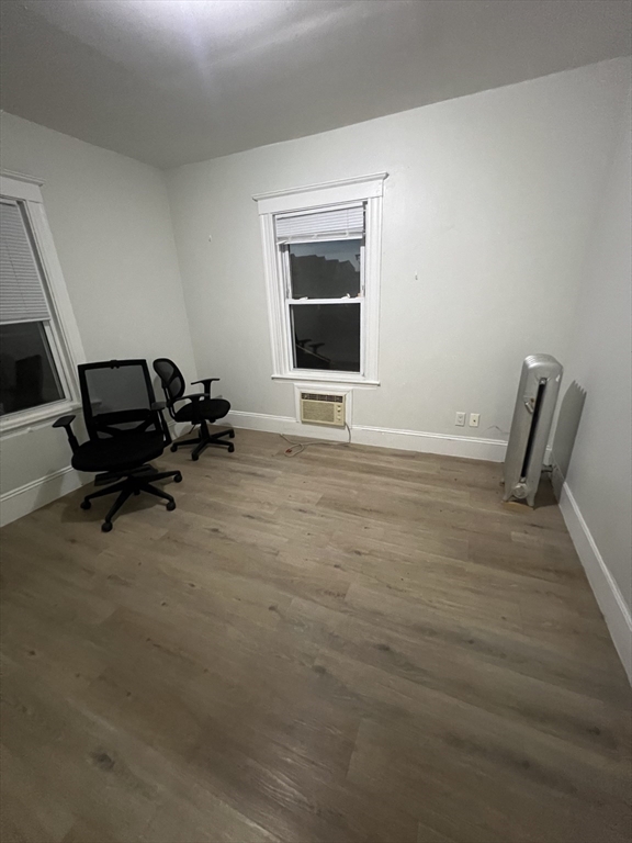 4 bed, 1 bath apartment for rent at 16 Billings Rd Unit 2, Quincy — photo 4 of 17