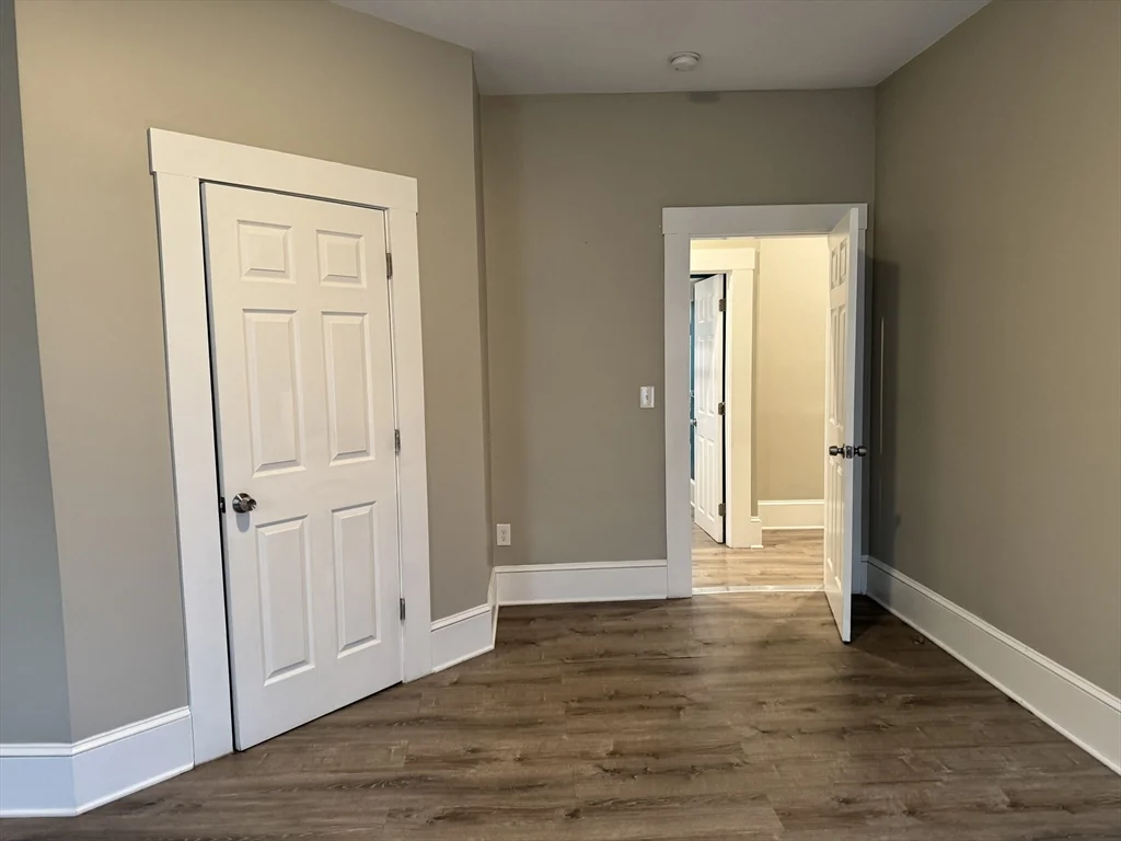 3 bed, 1 bath apartment for rent at 16 Bloomfield St Unit 1, Dorchester — photo 16 of 22