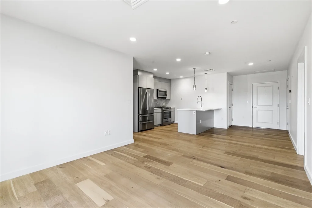 2 bed, 2 bath apartment for rent at 16 Boardman St Unit 202, East Boston — photo 3 of 23
