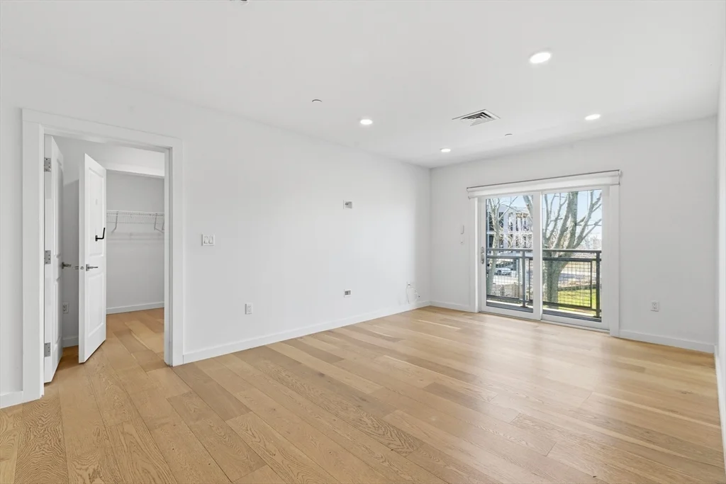 2 bed, 2 bath apartment for rent at 16 Boardman St Unit 202, East Boston — photo 10 of 23