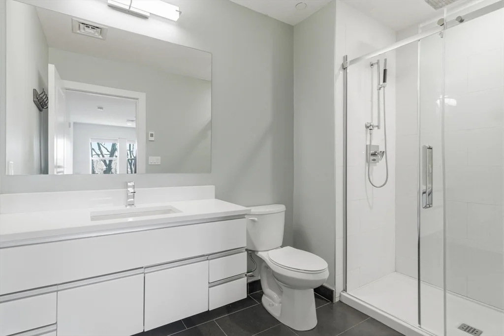 2 bed, 2 bath apartment for rent at 16 Boardman St Unit 202, East Boston — photo 12 of 23