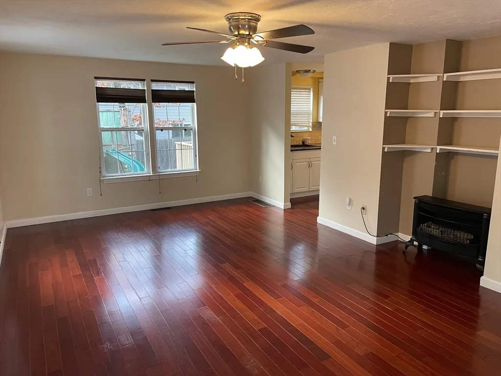 3 bed, 2 bath apartment for rent at 16 Bowstring Way, Marlborough — photo 5 of 25