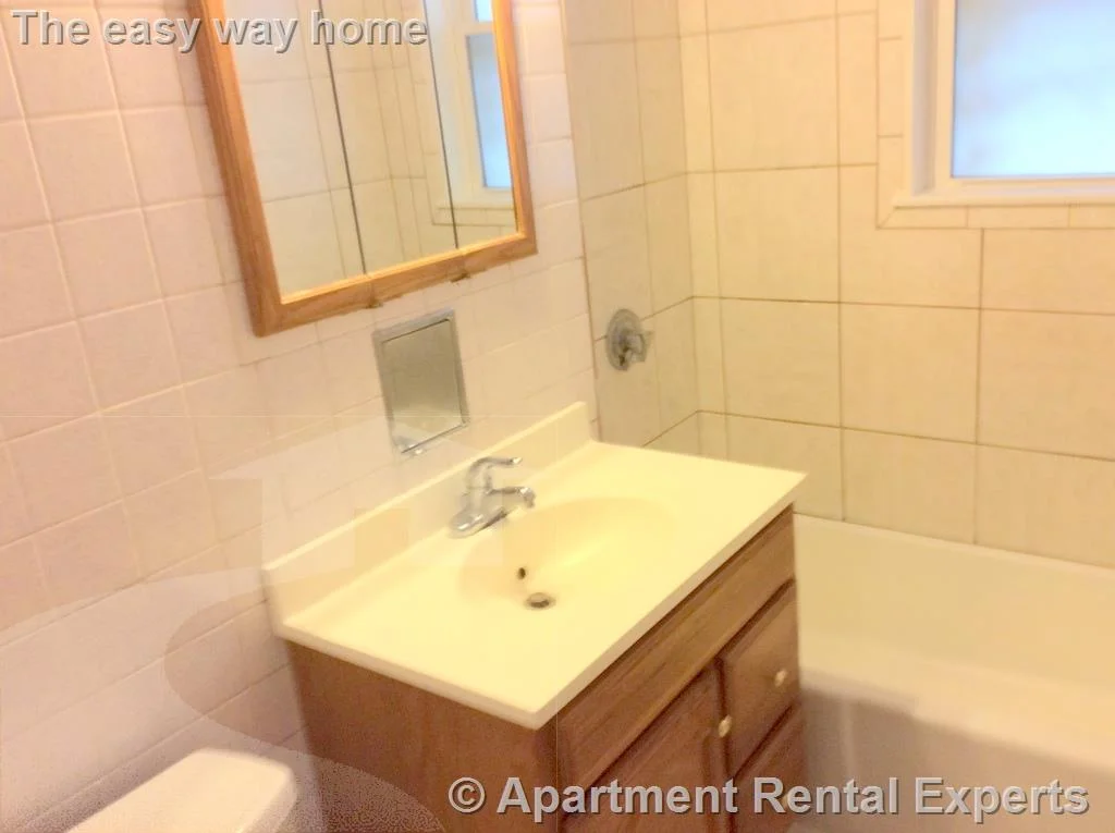 1 bed, 1 bath apartment for rent at 16 Braemore Rd Unit 1, Winter Hill — photo 12 of 15