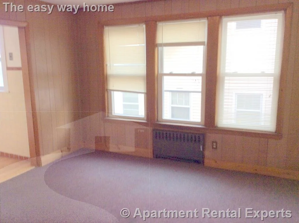 1 bed, 1 bath apartment for rent at 16 Braemore Rd Unit 1, Winter Hill — photo 8 of 15
