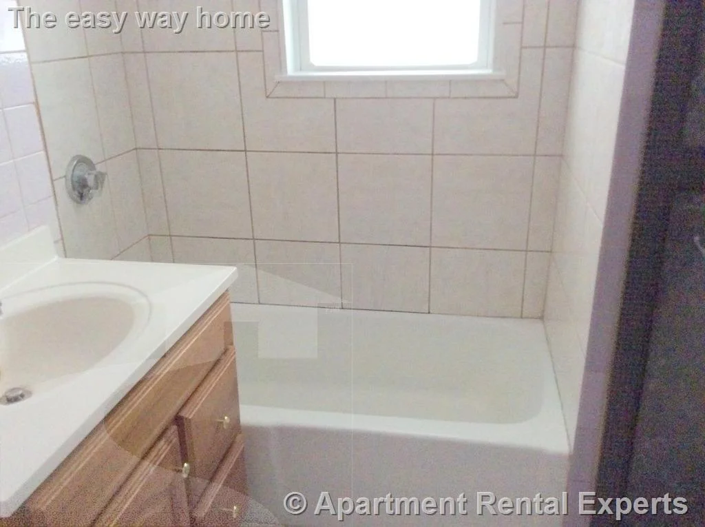 1 bed, 1 bath apartment for rent at 16 Braemore Rd Unit 1, Winter Hill — photo 14 of 15