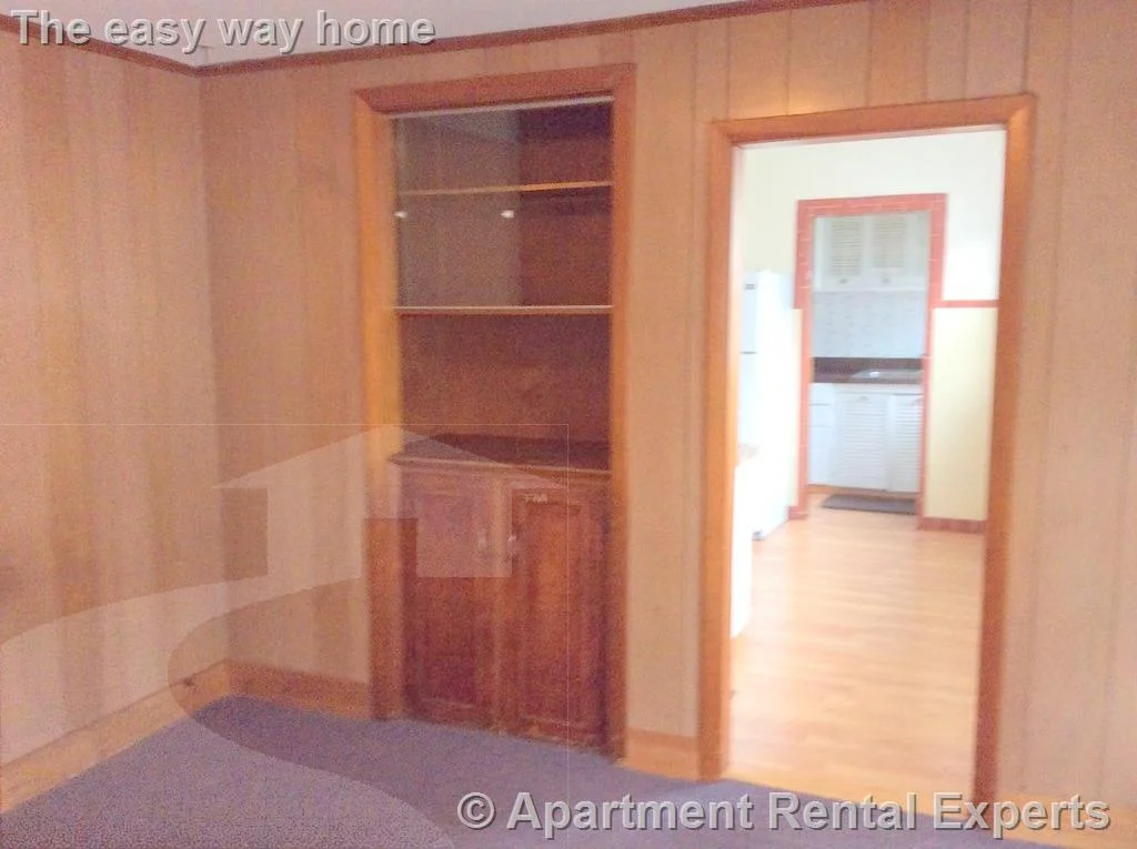 1 bed, 1 bath apartment for rent at 16 Braemore Rd Unit 1, Winter Hill — photo 9 of 15