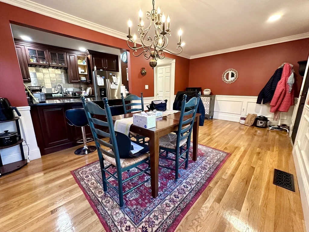 3 bed, 2 bath apartment for rent at 16 Breakwater Dr Unit 16, Chelsea — photo 5 of 24