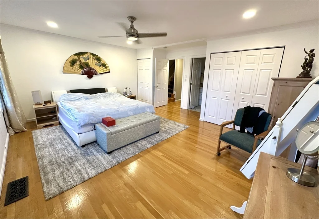 3 bed, 2 bath apartment for rent at 16 Breakwater Dr Unit 16, Chelsea — photo 11 of 24