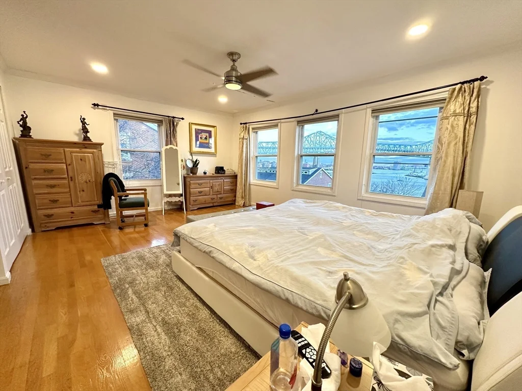 3 bed, 2 bath apartment for rent at 16 Breakwater Dr Unit 16, Chelsea — photo 10 of 24