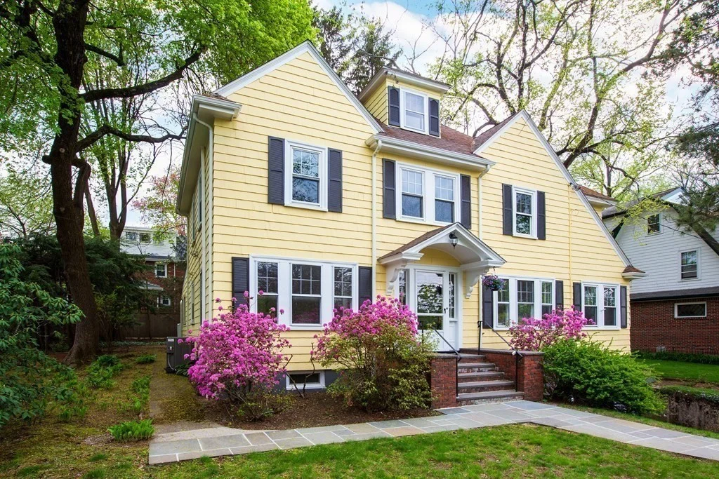 3 bed, 2 bath apartment for rent at 16 Cabot St, Newton Corner — photo 14 of 21