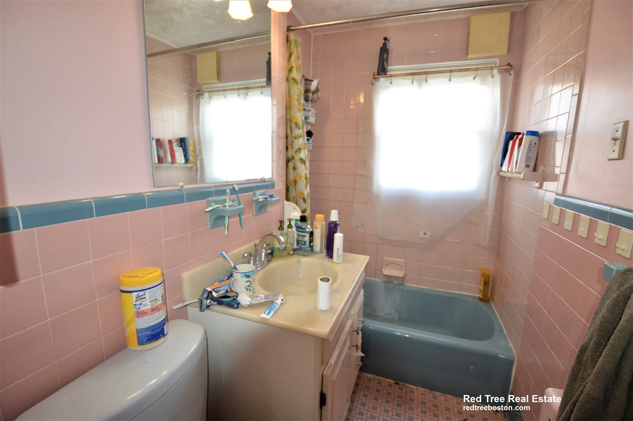 4 bed, 1 bath apartment for rent at 16 Caltha Rd Unit 16, Brighton — photo 7 of 12