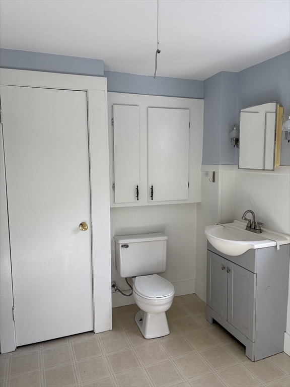 1 bed, 1 bath apartment for rent at 16 Capron St Unit 4, Attleboro — photo 9 of 9