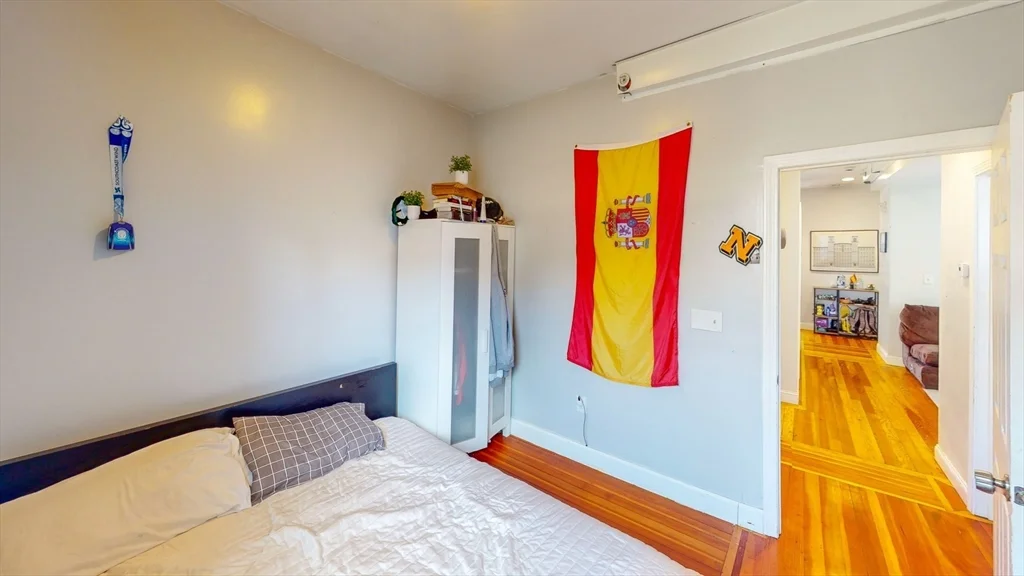 3 bed, 2 bath apartment for rent at 16 Carpenter St Unit 2, South Boston — photo 12 of 17
