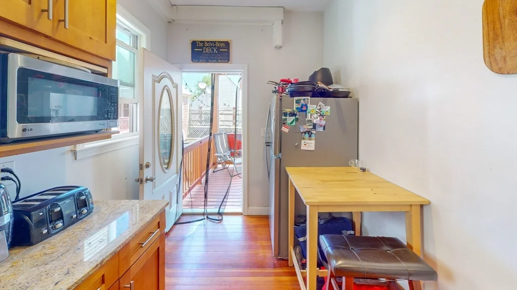 3 bed, 2 bath apartment for rent at 16 Carpenter St Unit 2, South Boston — photo 3 of 17